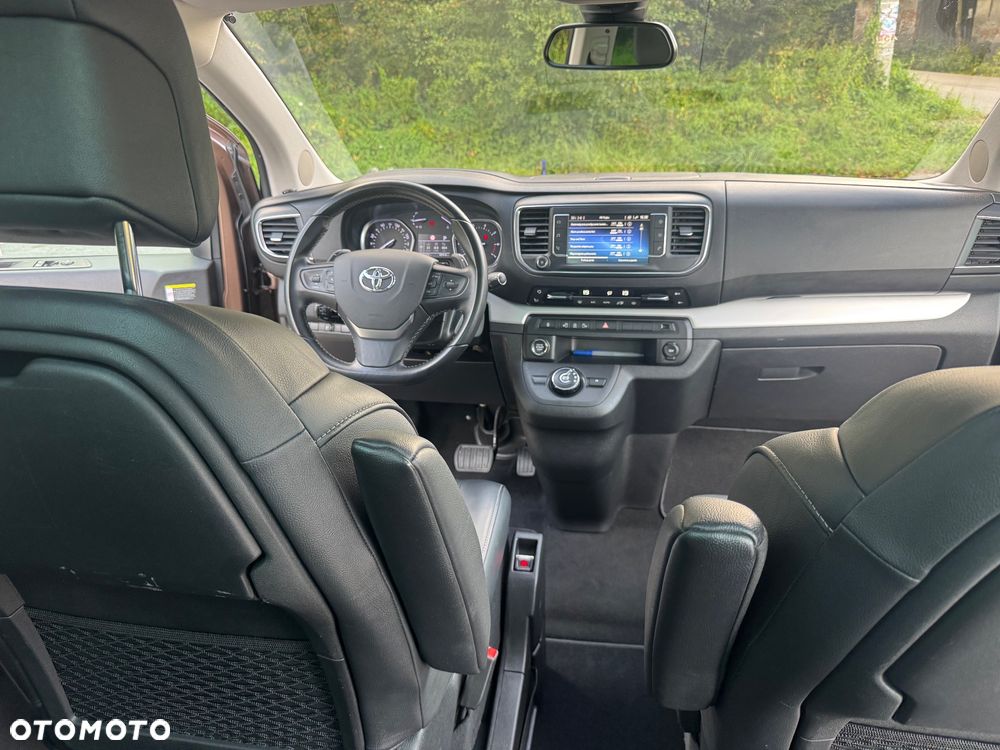 Toyota ProAce Kombi 2.0 D-4D Long 2,8t - 19