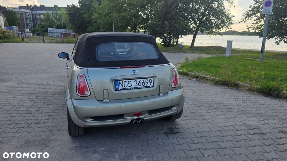 MINI Cooper S Sidewalk - 3