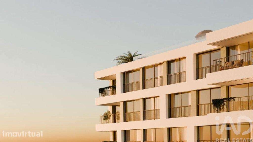 Apartamento T2 em São Martinho de 105,00 m2 - Grande imagem: 3/30