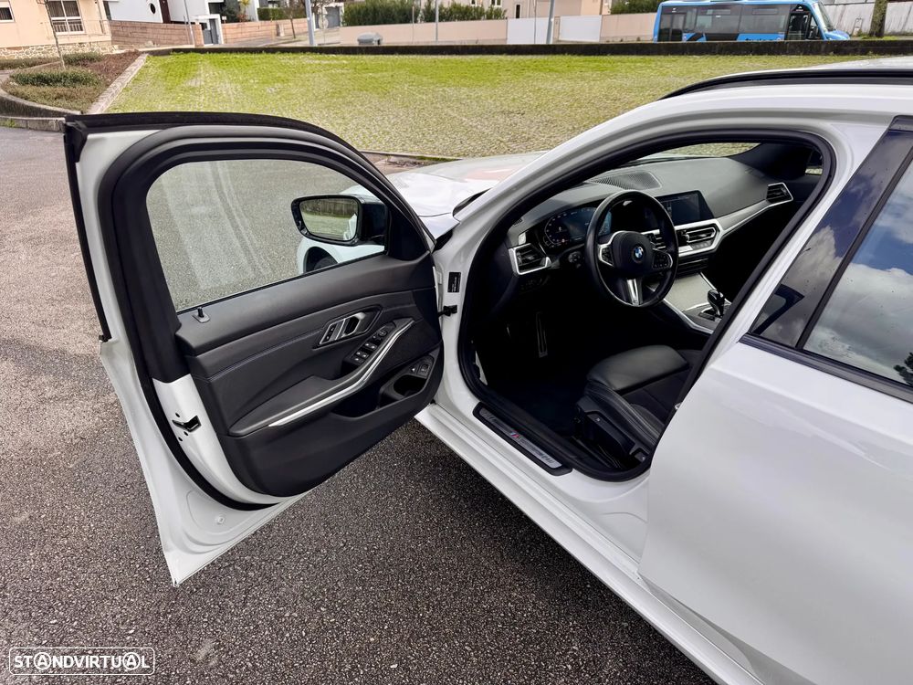 BMW 330 e Pack M Auto - 23