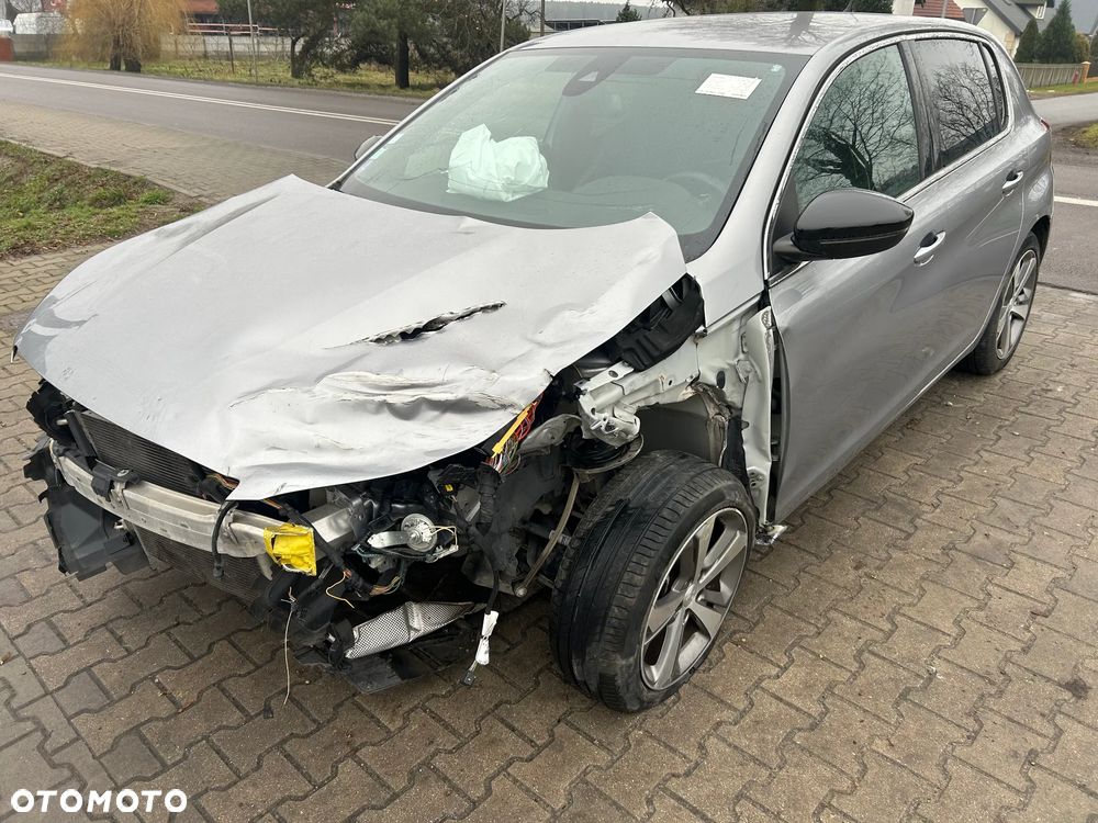 Peugeot 308 - 3