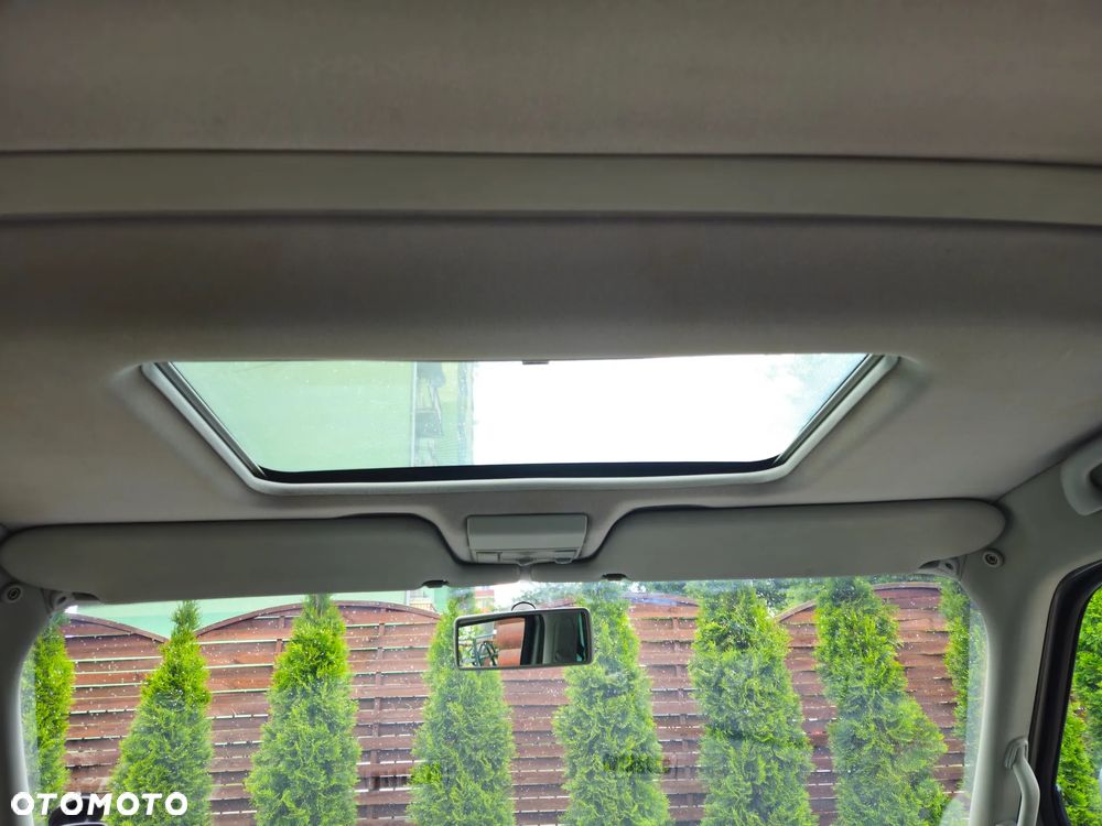 Volkswagen Multivan - 29