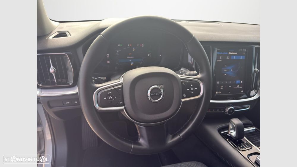 Volvo V60 2.0 T6 AWD TE Core - 11