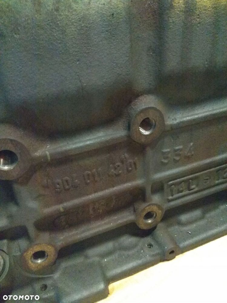 BLOK SILNIKA DÓŁ MERCEDES ATEGO OM924 LA OE 9040114201 - 3