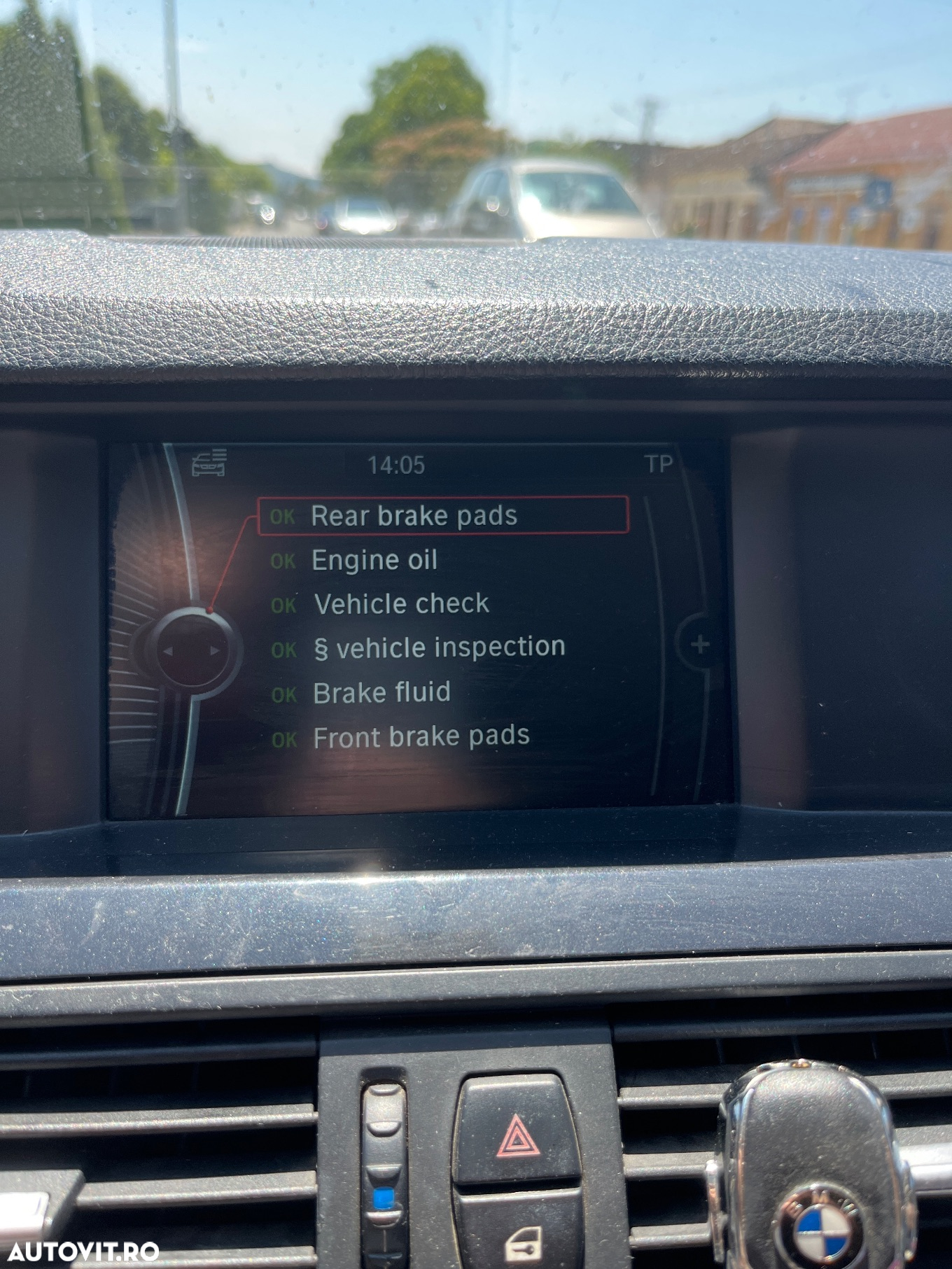BMW Seria 5 520d Touring - 9