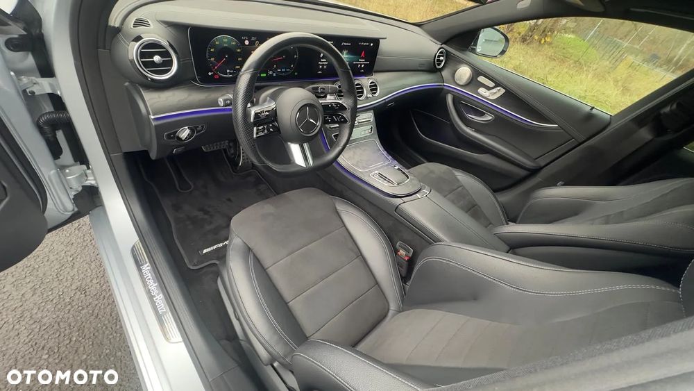 Mercedes-Benz Klasa E 300 d 4Matic 9G-TRONIC AMG Line - 15