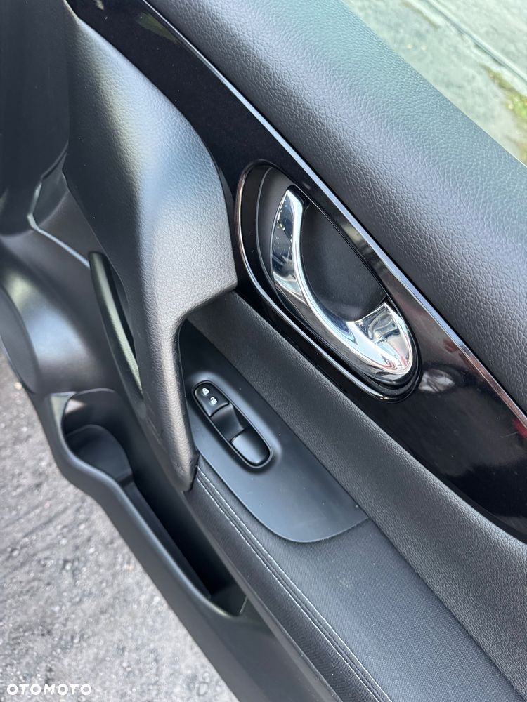 Nissan Qashqai - 18
