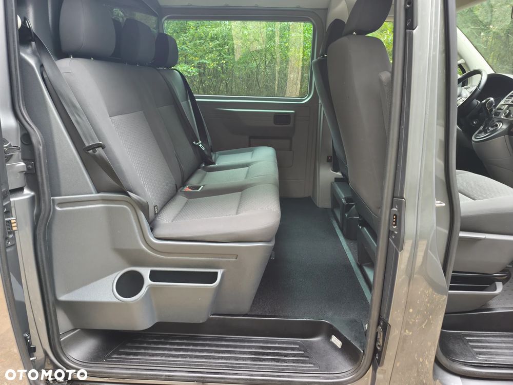 Volkswagen Transporter - 26