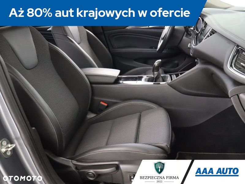 Opel Insignia - 11