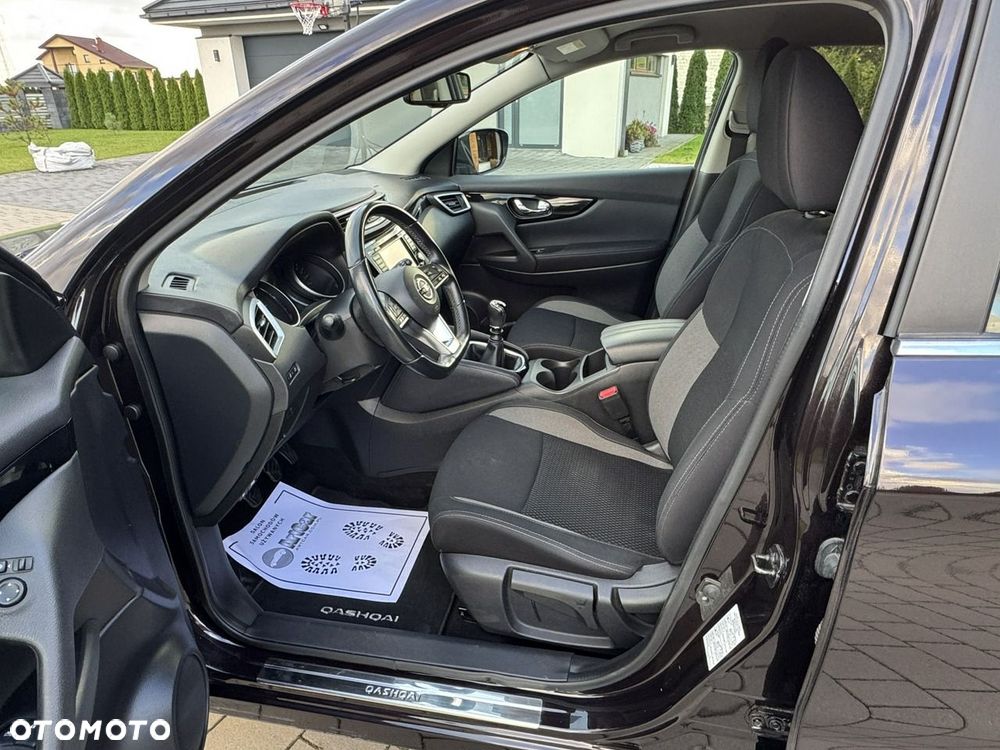 Nissan Qashqai 1.3 DIG-T N-Style - 27