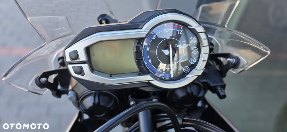 Triumph Tiger - 40