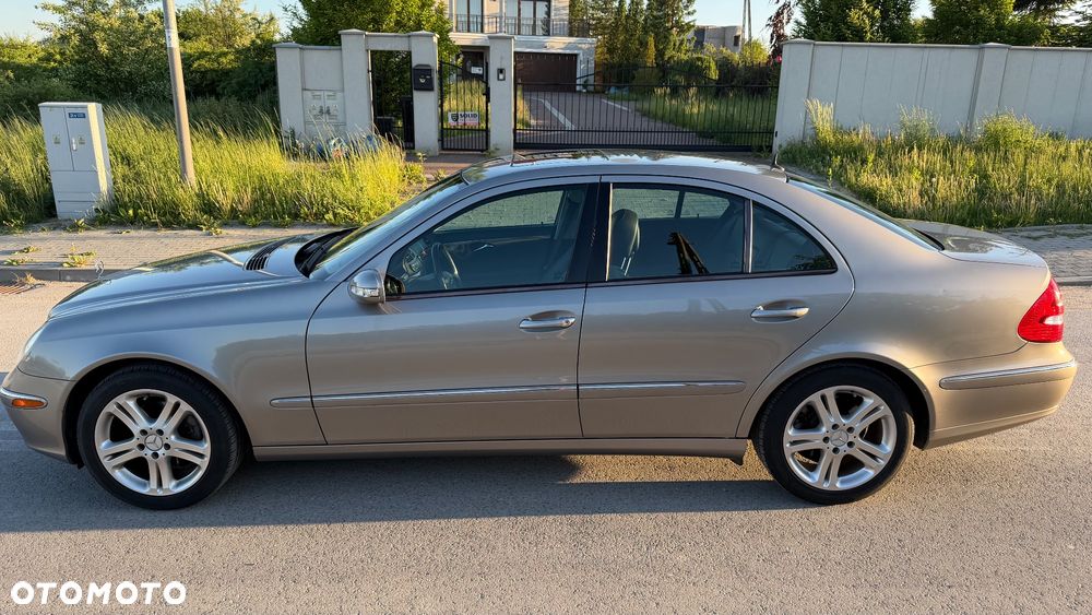 Mercedes-Benz Klasa E 350 7G-TRONIC Classic - 7