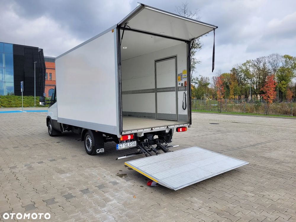 Iveco Daily - 24