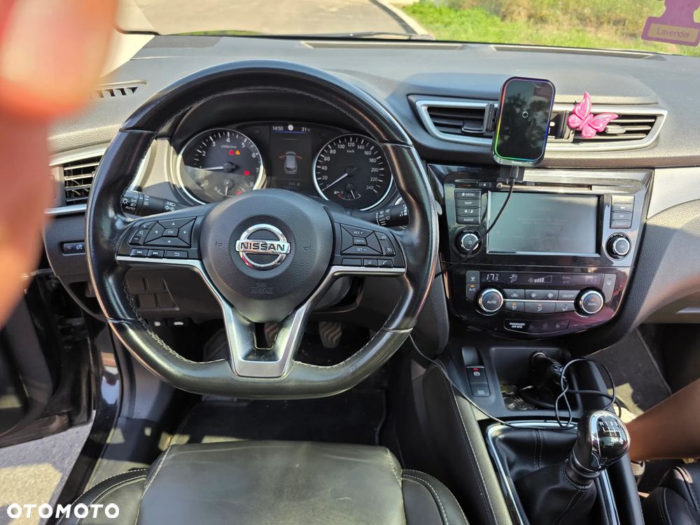 Nissan Qashqai 1.3 DIG-T Tekna - 23