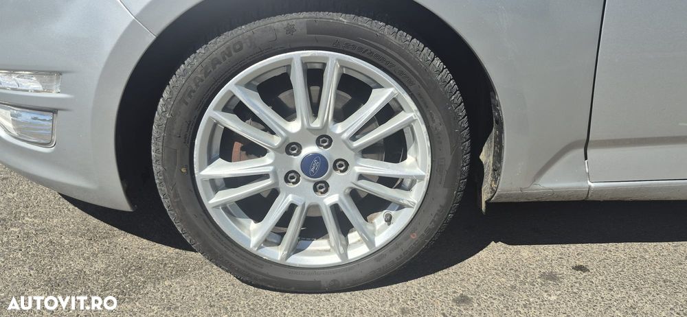 Ford Mondeo - 18