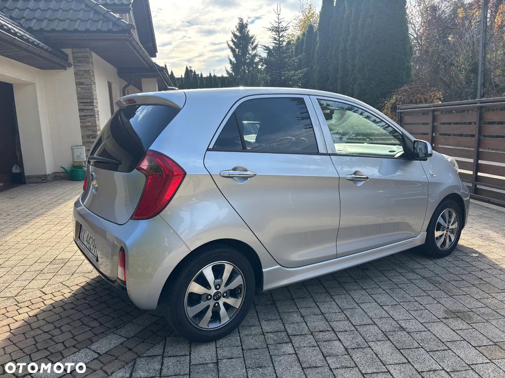 Kia Picanto 1.2 Automatik Fifa World Cup Edition - 3