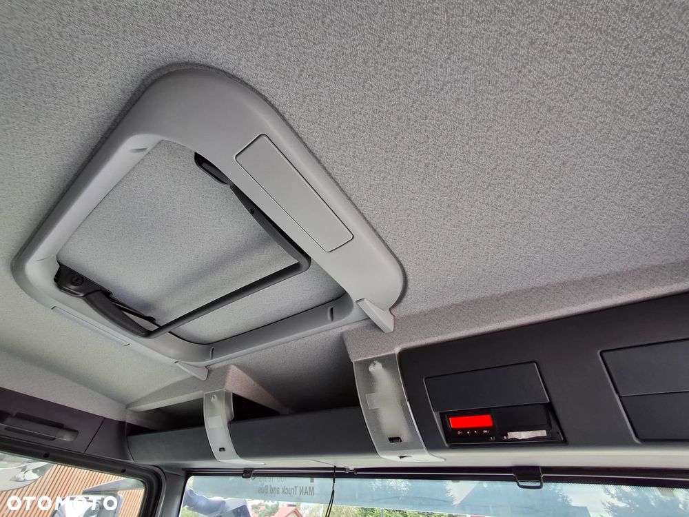 MAN TGS 18.320 Zamiatarka BUCHER OptiFant 8000 2 Silniki Euro 6 Karcher Listwy Wysokiego Ciśnienia Szczotki L/R EUnited PM10 Mycie Jezdni Ulicy Dodatkowy Zbiornik Wodny - 29