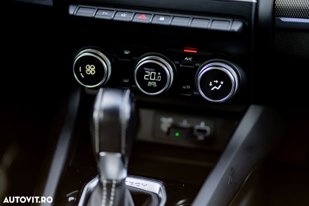 Renault Arkana E-TECH Full 145 E-TECH engineerd - 12