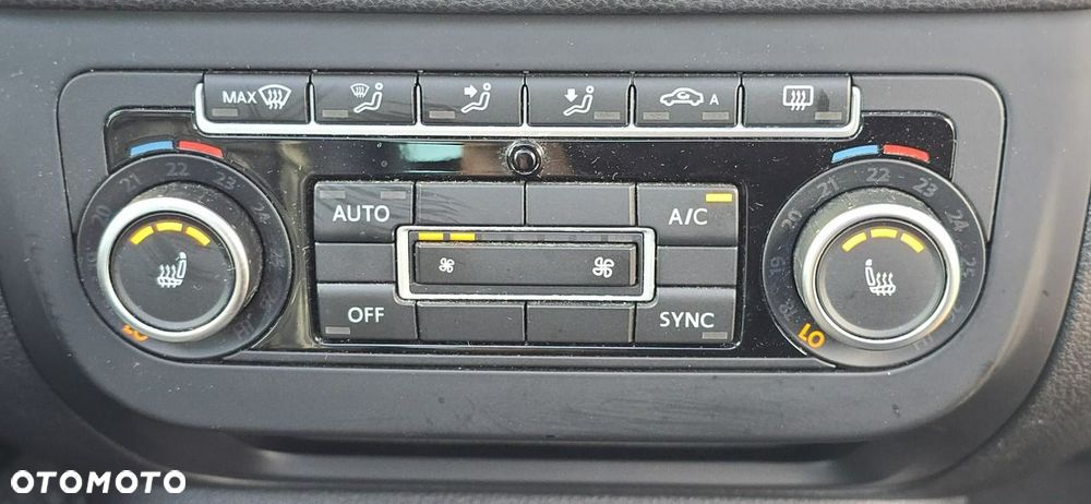 Volkswagen Tiguan - 34