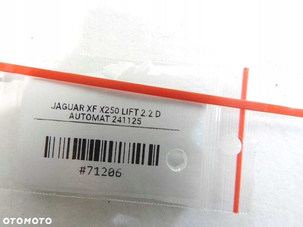 TAPICERKA OSŁONA KLAPY TYŁ JAGUAR XF X250 CX235445594AA - 4