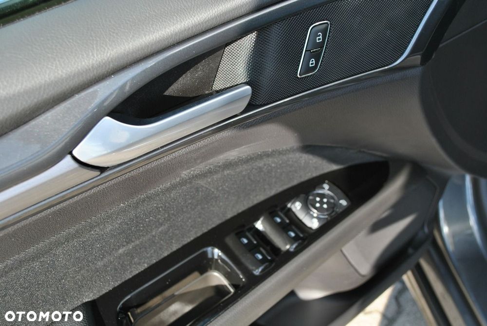 Ford Mondeo 2.0 EcoBlue Titanium - 15