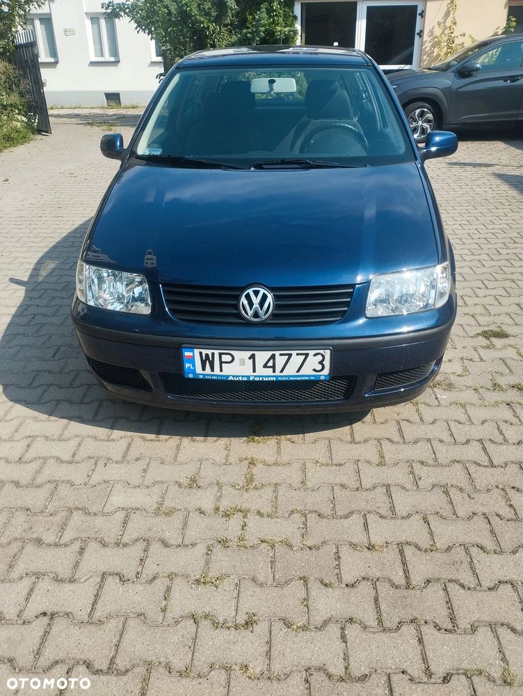 Volkswagen Polo 1.0 Basis - 2