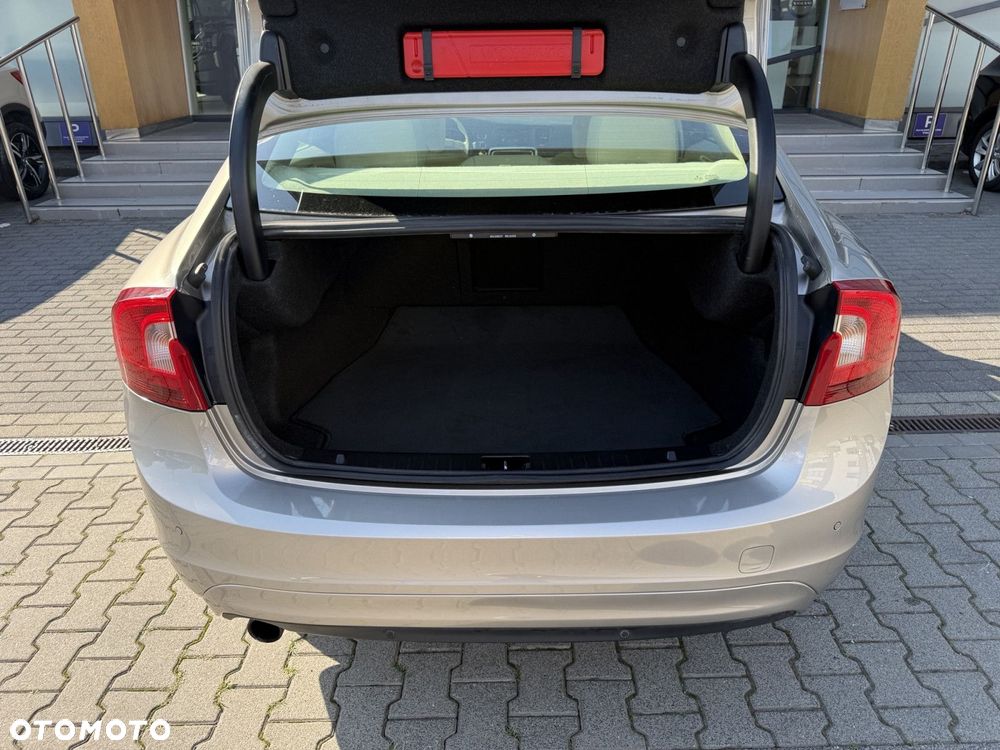 Volvo S60 - 8