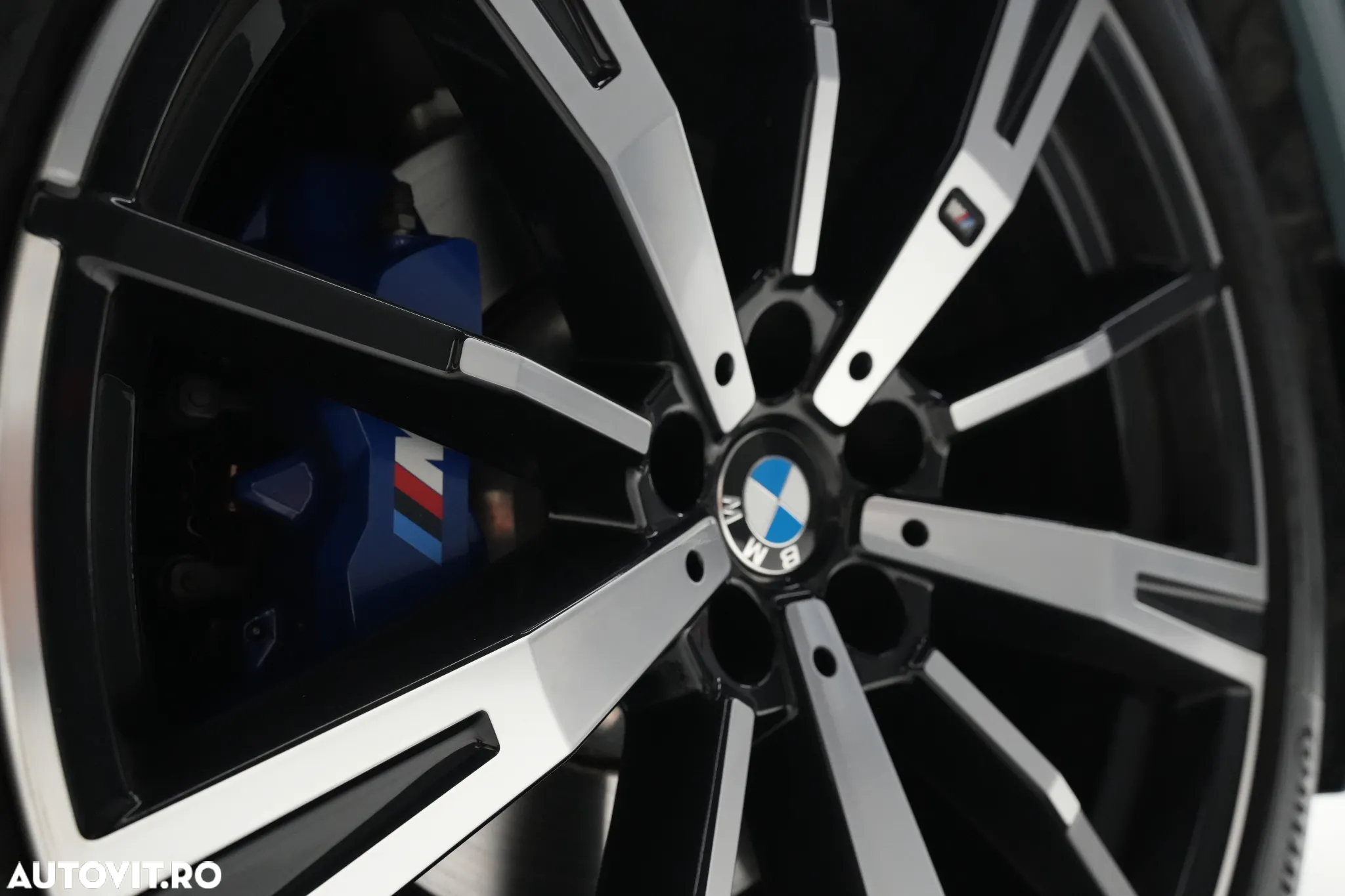 BMW Seria 5 520d xDrive AT MHEV - 10