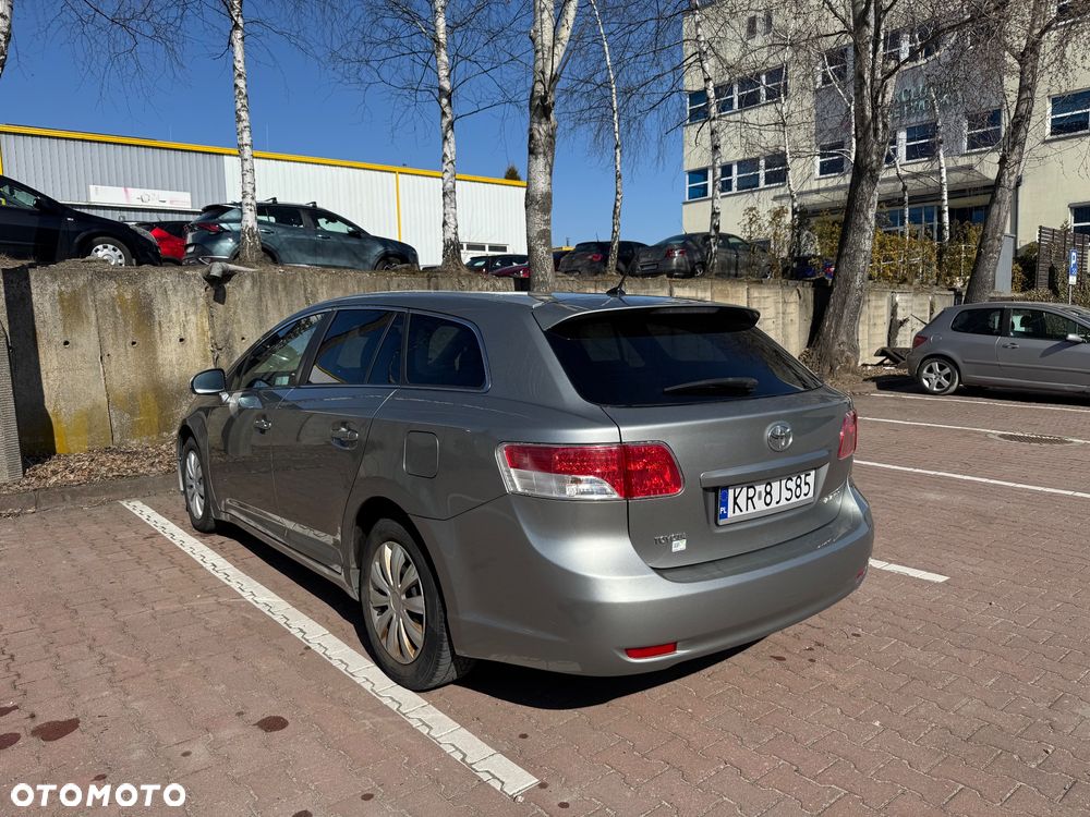 Toyota Avensis 2.0 D-4D Sol - 7