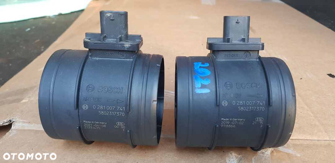 Przepływomierz IVECO 3,0 HPi NOWY Bosch 0281007741 - 2