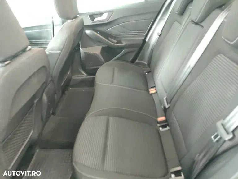 Ford Focus 1.0 EcoBoost Titanium - 14