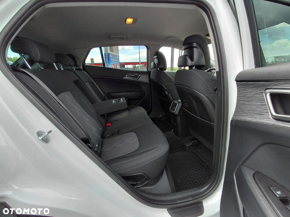 Kia Sportage 1.6 T-GDI L 2WD - 24