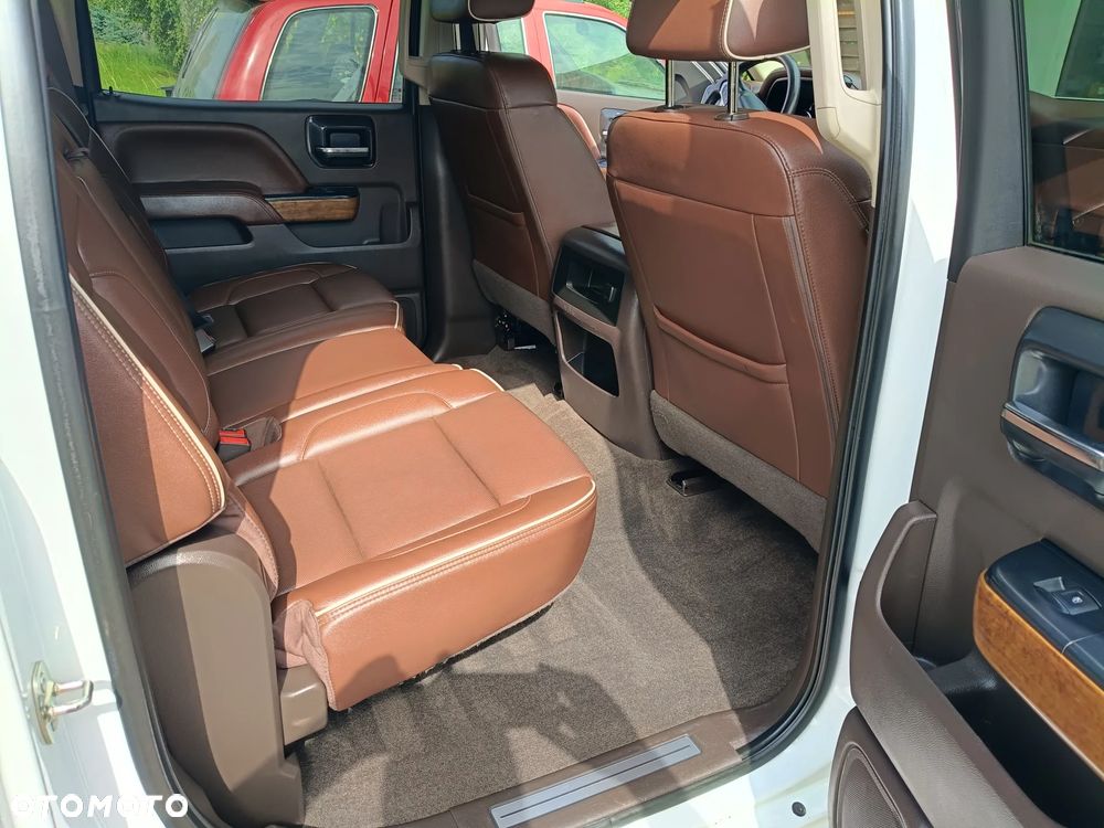 Chevrolet Silverado - 14