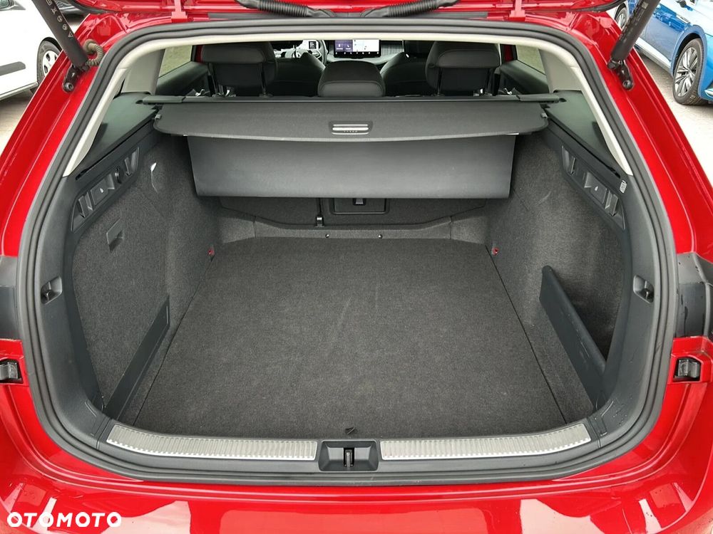 Skoda Superb 1.5 TSI mHEV Selection DSG - 11