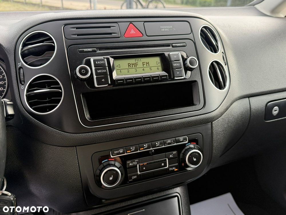 Volkswagen Golf Plus - 22