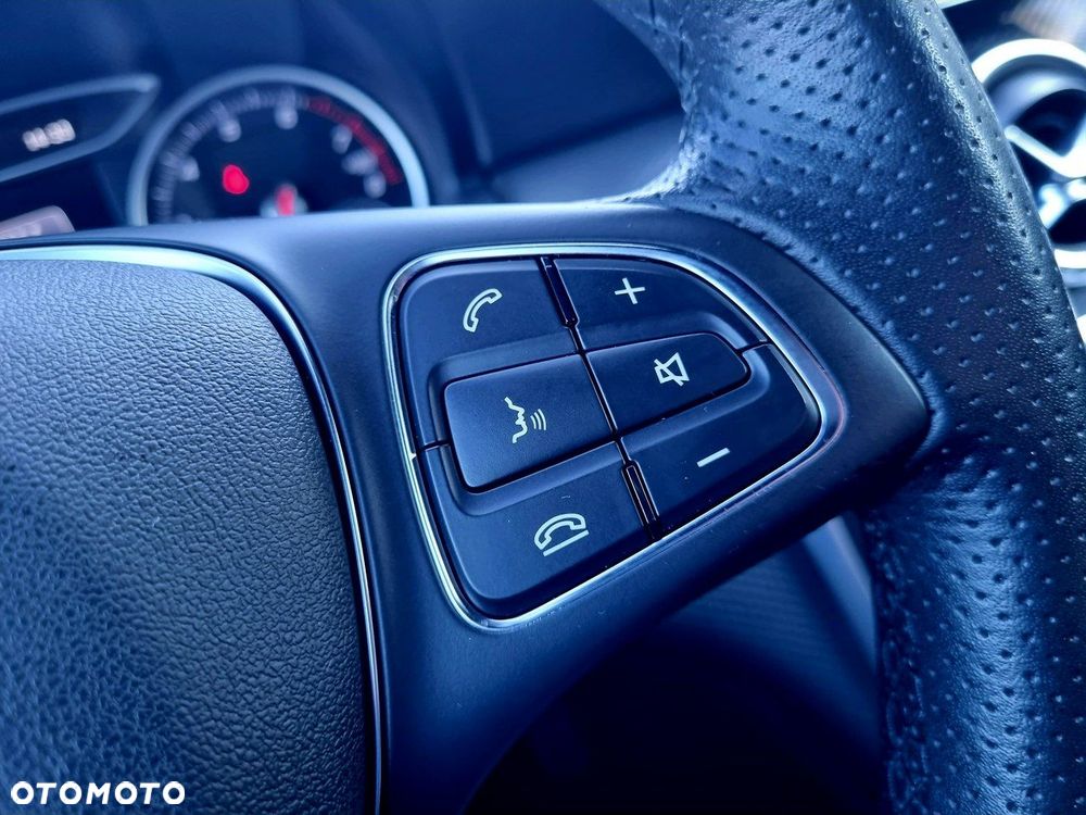 Mercedes-Benz Klasa A 200 AMG Line - 18