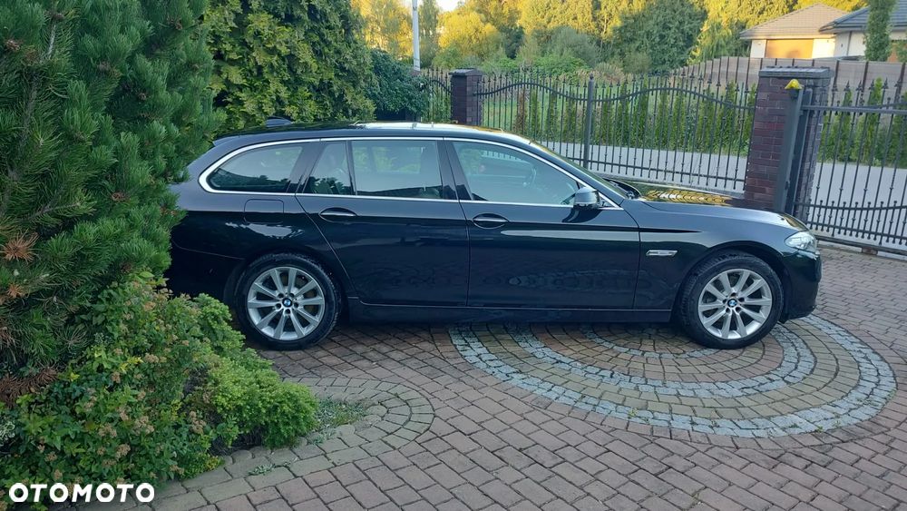 BMW Seria 5 520d xDrive Touring Modern Line - 13