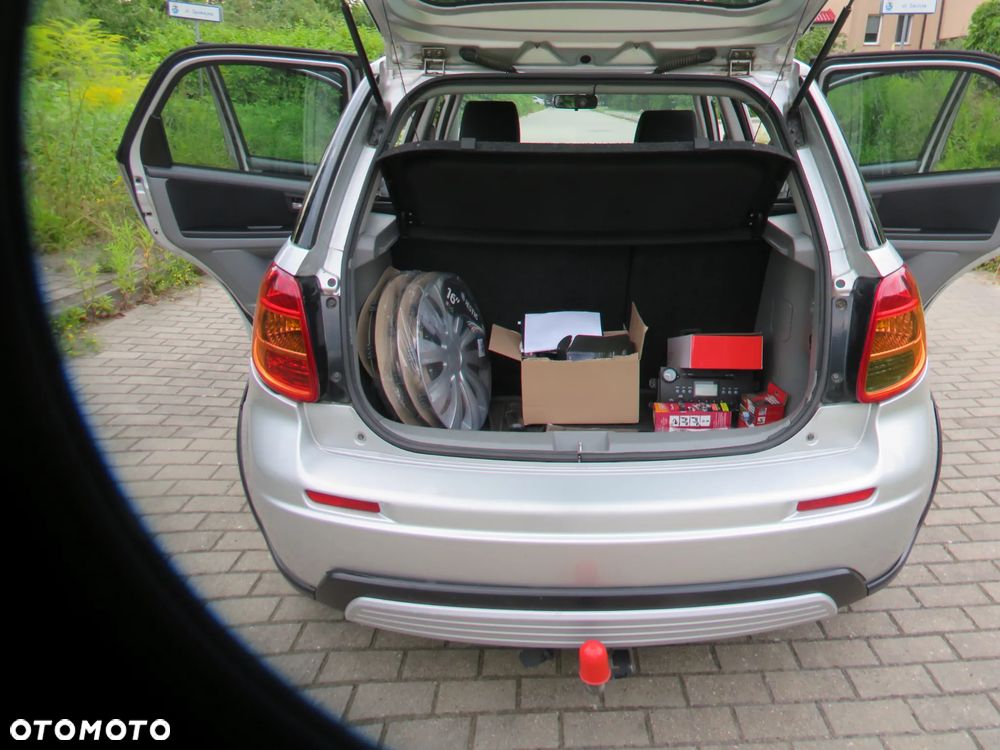 Suzuki SX4 1.6 VVT 4x2 Comfort - 12