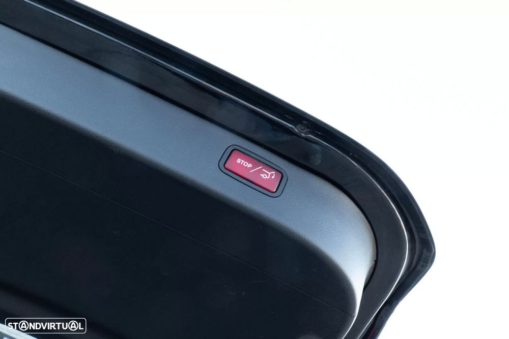 Mercedes-Benz C 300 e Avantgarde - 30