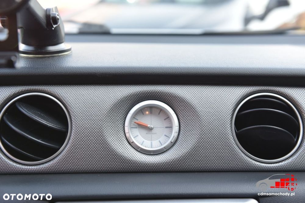 Mitsubishi Outlander - 23