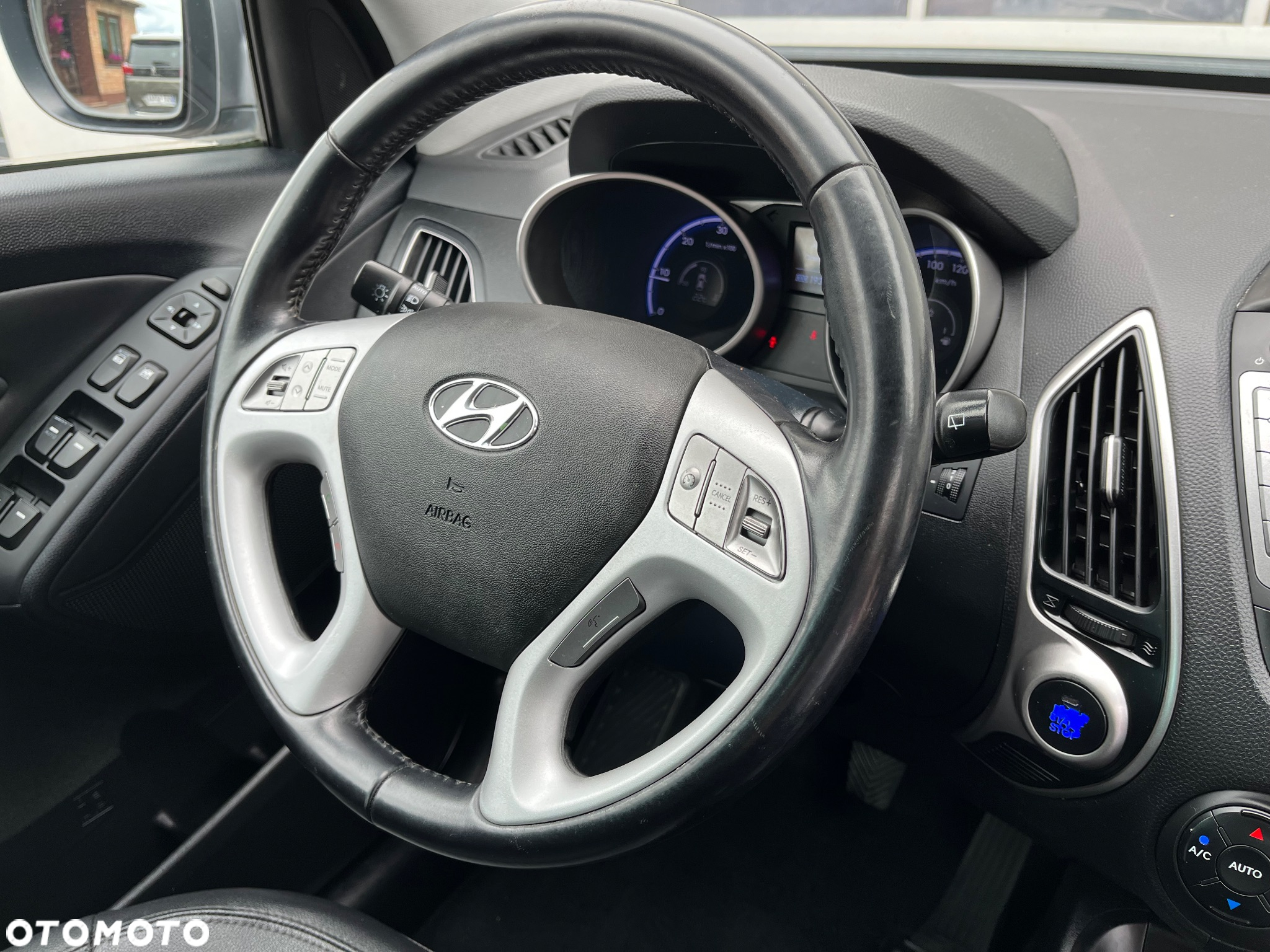 Hyundai ix35 1.7 CRDi 2WD blue Comfort - 17