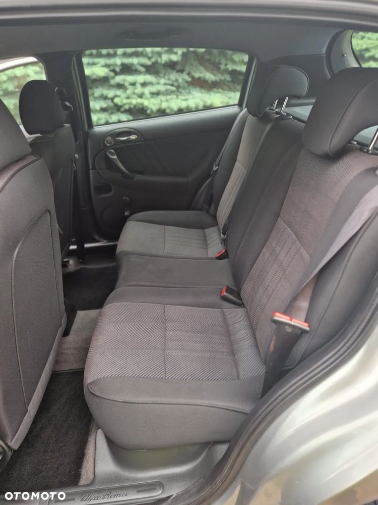 Alfa Romeo 147 1.6 ECO Black Line - 15