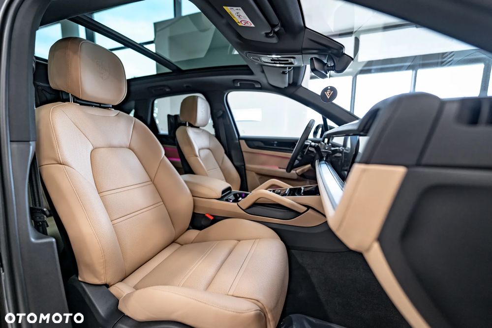 Porsche Cayenne Black Edition - 39