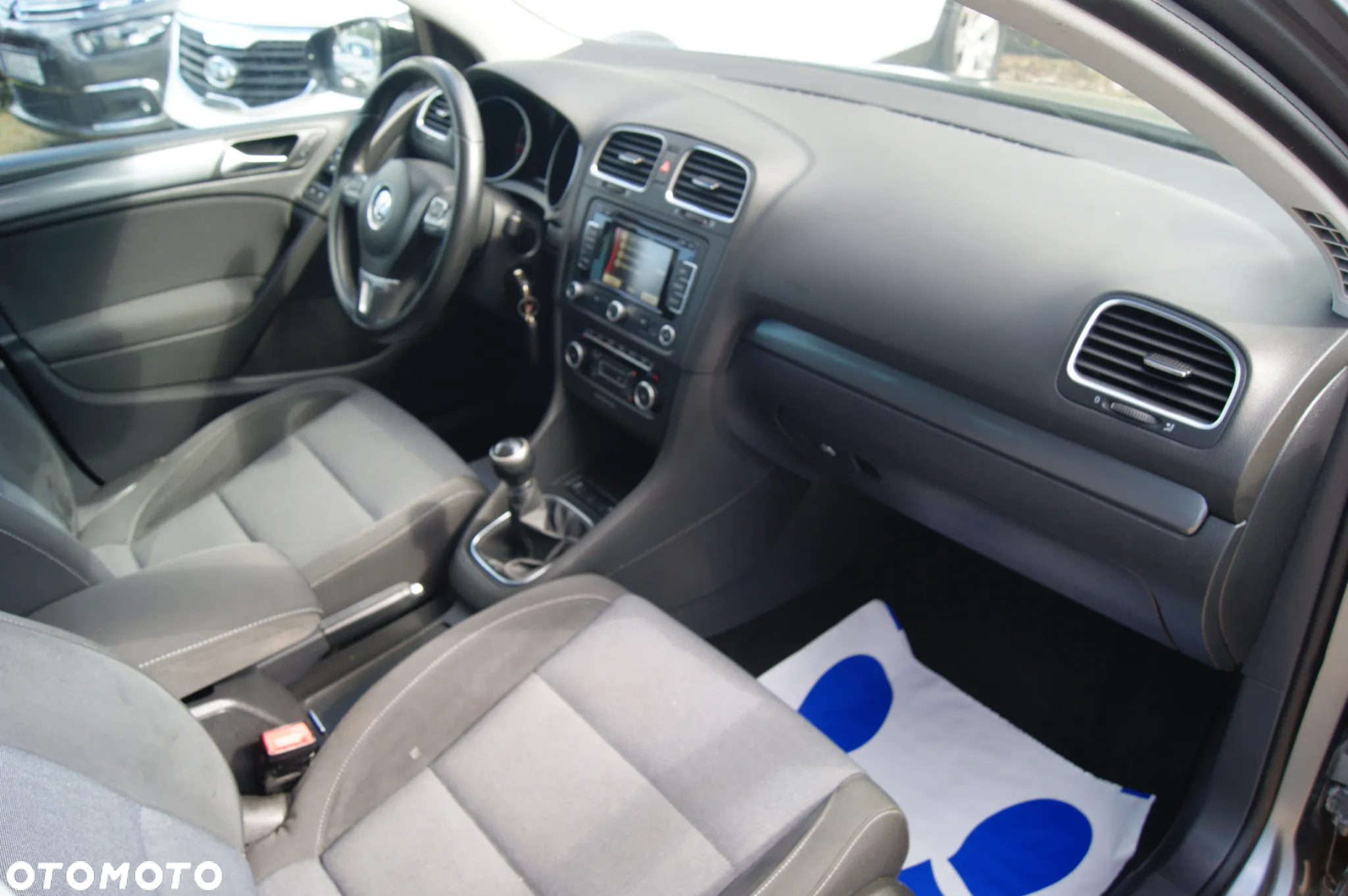 Volkswagen Golf 1.2 TSI BlueMotion Technology Style - 33