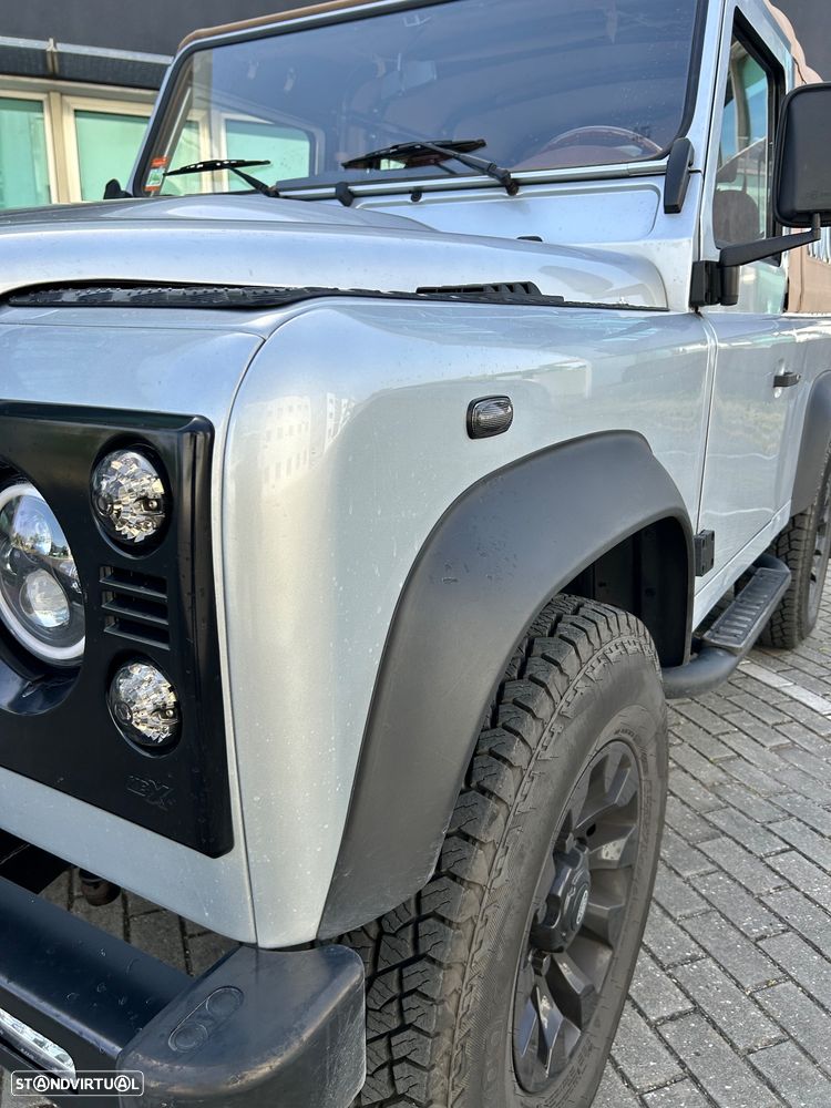 Land Rover Defender 90 2.4 CRD S - 13