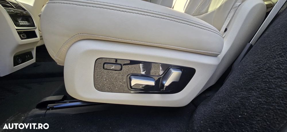 BMW X7 xDrive40i - 11