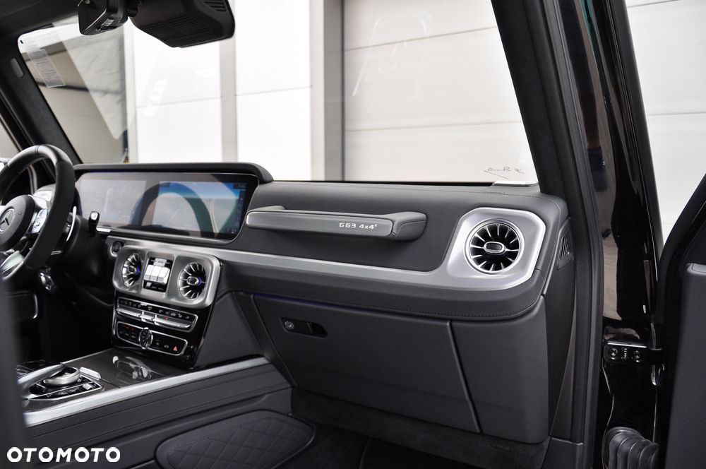 Mercedes-Benz Klasa G AMG 63 4x4 2 - 23