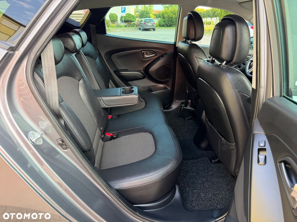 Hyundai ix35 2.0 CRDi 4WD Automatik Style - 28