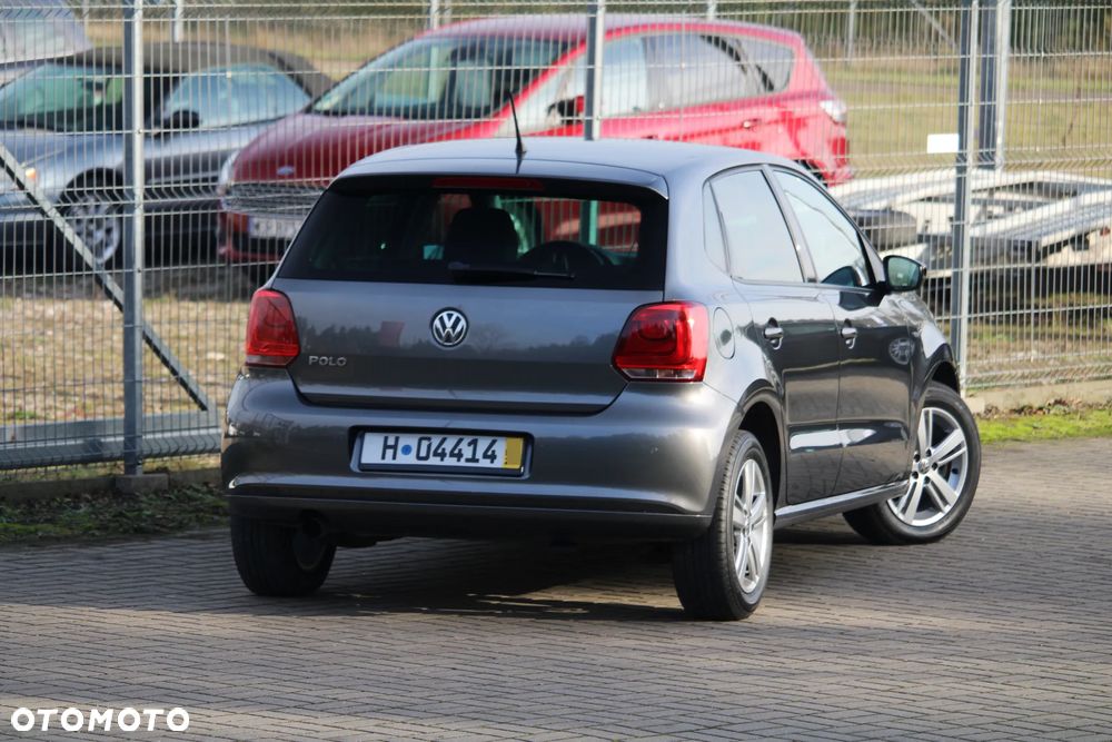 Volkswagen Polo 1.2 TSI MATCH - 9