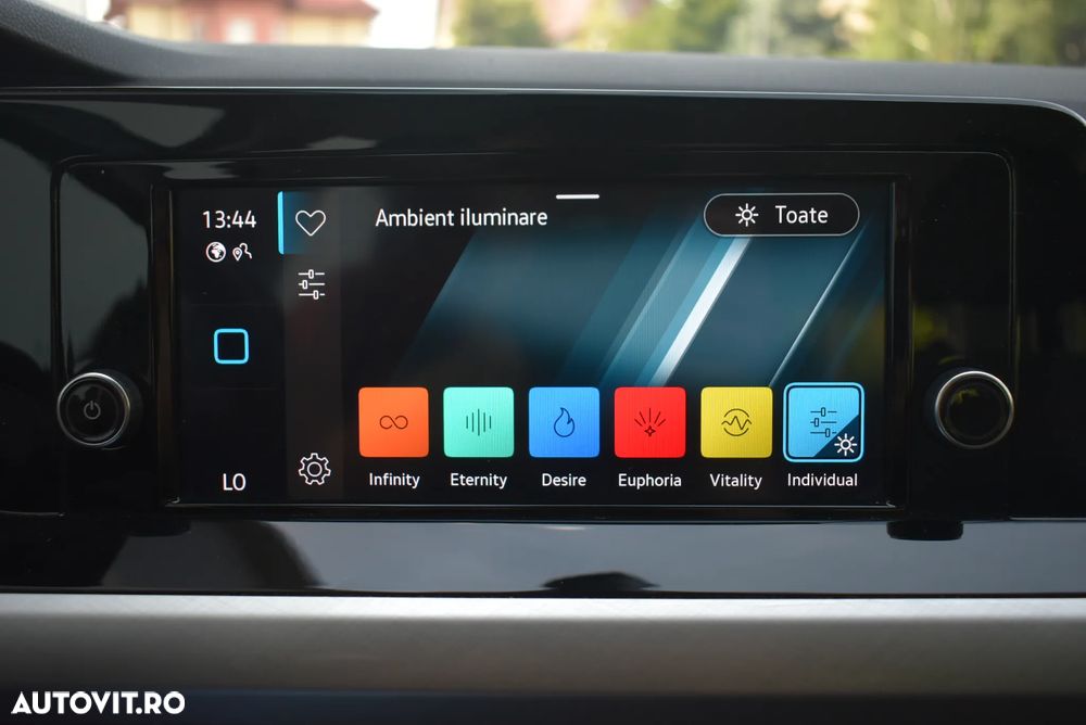 VOLKSWAGEN Golf 2021 — imagine 18